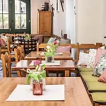 Boutiquehotel Weinspitz & Weingut Strawanzer Donabaum