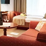 Boutiquehotel Weinspitz & Weingut Strawanzer Donabaum