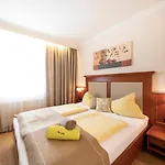 Boutiquehotel Weinspitz & Weingut Strawanzer Donabaum Homestay Spitz an der Donau