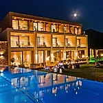 Homestay Boutiquehotel Weinspitz & Weingut Strawanzer Donabaum