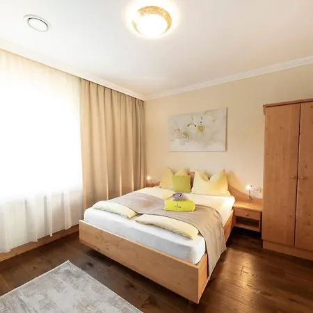 Boutiquehotel Weinspitz & Weingut Strawanzer Donabaum