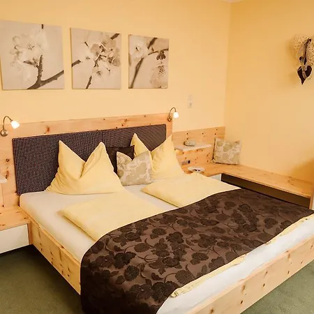 Boutiquehotel Weinspitz & Weingut Strawanzer Donabaum Spitz an der Donau