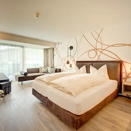 Boutiquehotel Weinspitz & Weingut Strawanzer Donabaum