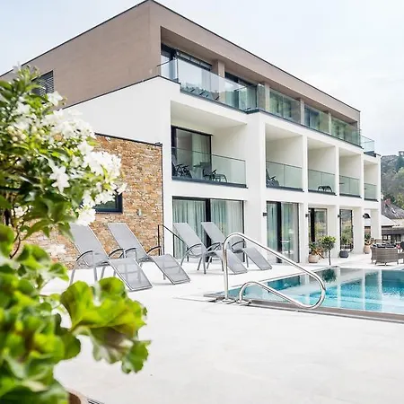 Boutiquehotel Weinspitz & Weingut Strawanzer Donabaum Spitz an der Donau