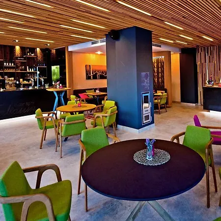 Boutiquehotel Weinspitz & Weingut Strawanzer Donabaum *