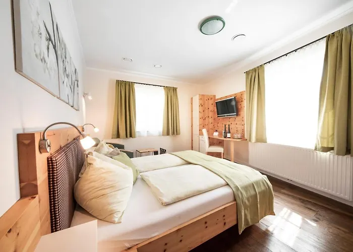 Boutiquehotel Weinspitz & Weingut Strawanzer Donabaum *